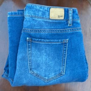 R 1893 Roebuck & Co Missy Knit Skinny Jeans